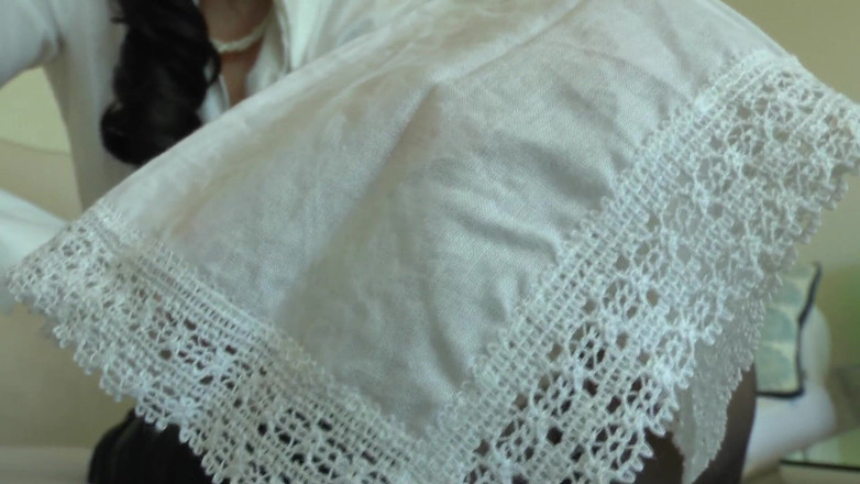 Lady Victoria Valente: My Handkerchiefs of Pleasure, Lady Victoria Valente