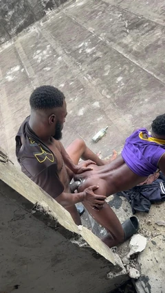 Un papa et son beau-fils