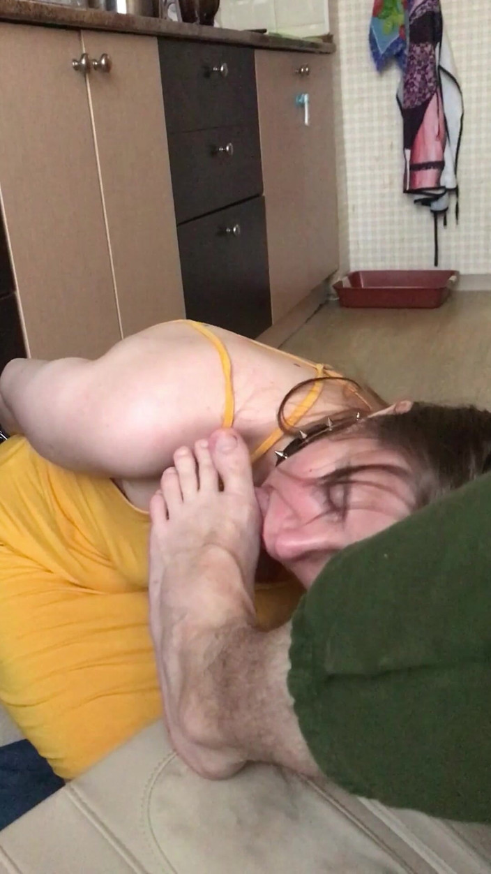 Lovessie: BDSM ห้องครัวใหญ่