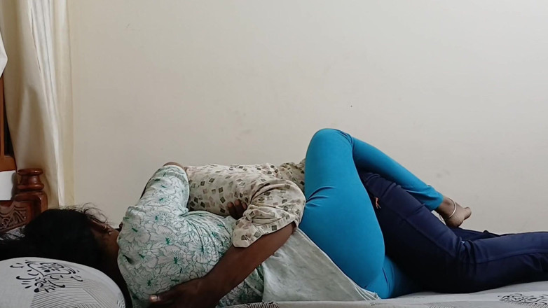 Desisexqueen: पड़ोसी के साथ पहली बार भारतीय देसी गुप्त सेक्स