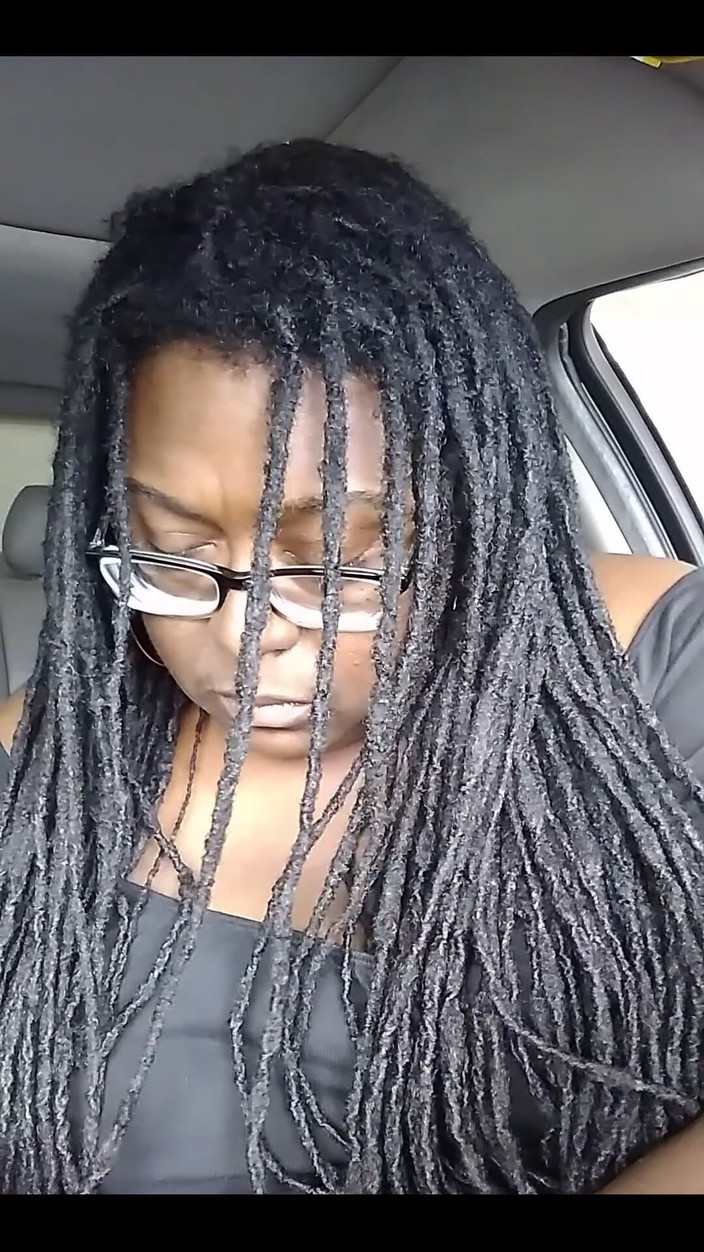 His Queen Suga: Scompattare in auto