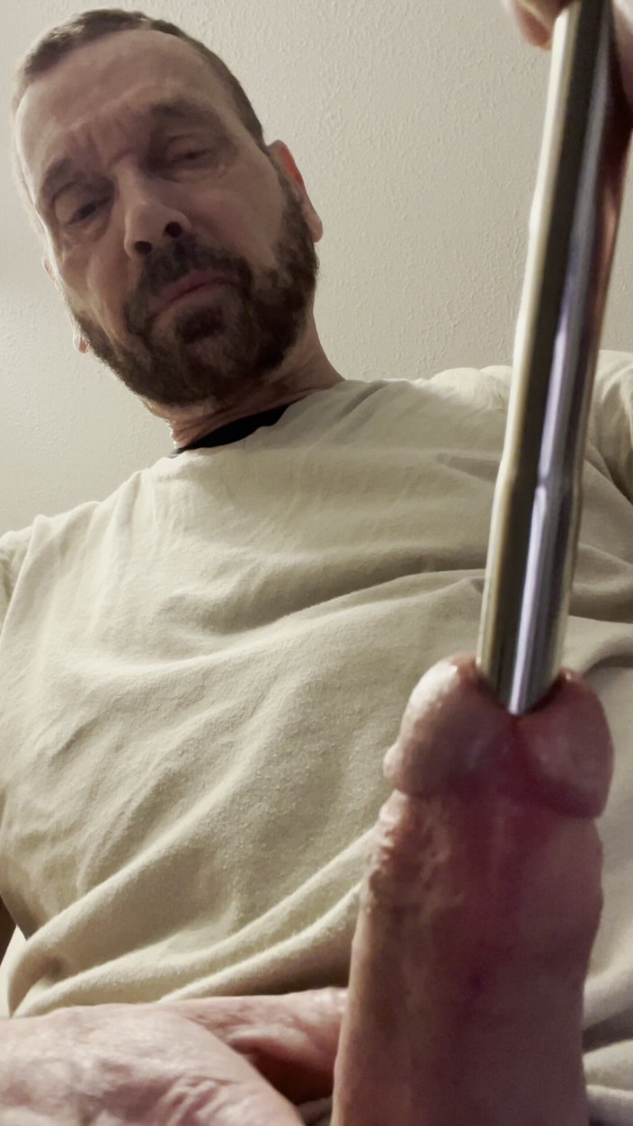 Tyler8: Словесне звучання, татовий член трахає його член, отримує жорсткий камшот тата