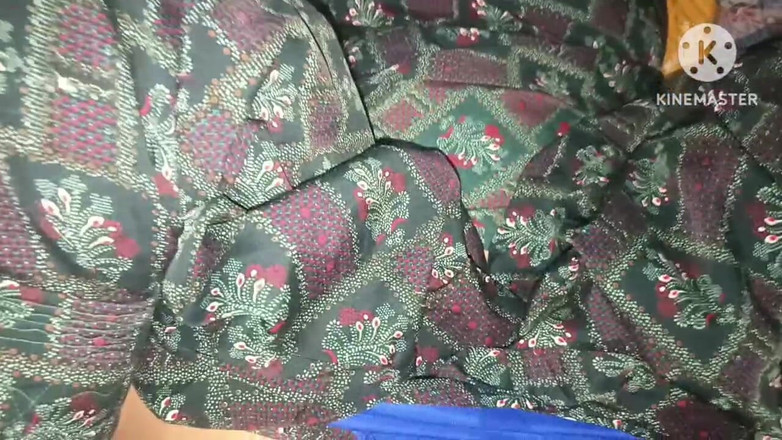 Kavita69: Tvrdě šukám svou nevlastní matku, macecha slečna můj nevlastní otec, tak...