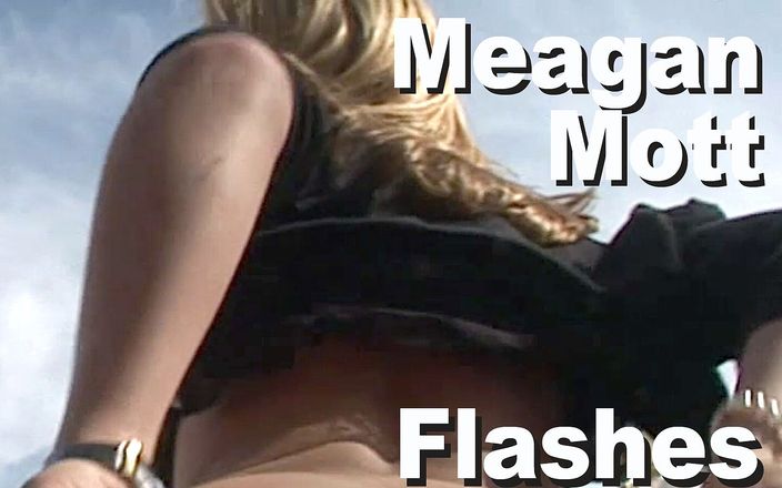 Edge Interactive Publishing: Meagan Mott blinkar bröst rumpa fitta