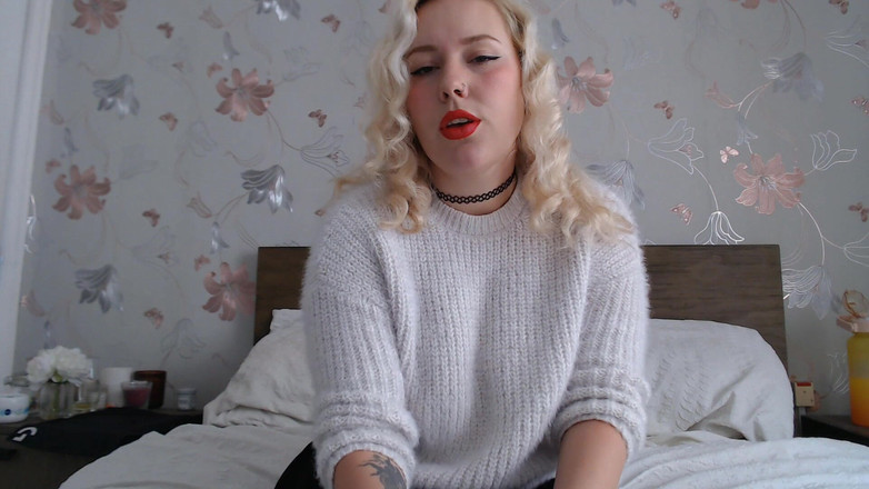 Ripley sweet studio: Sissy-blowjob-training