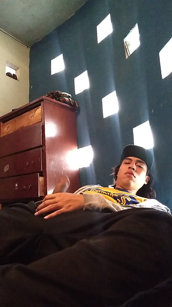 AlexAlejandro13: Terdesak untuk