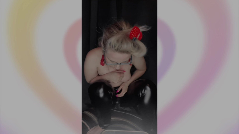FinDom Goaldigger: Efeminat nu se dă instrucțiuni de masturbare fără umilință Degradare...