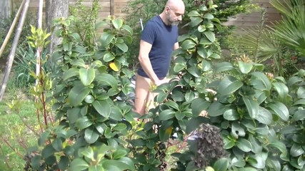 EXHIB BOYS: Шлюшку твинка трахнул без презерватива член папочки с лучшим мастером XXL