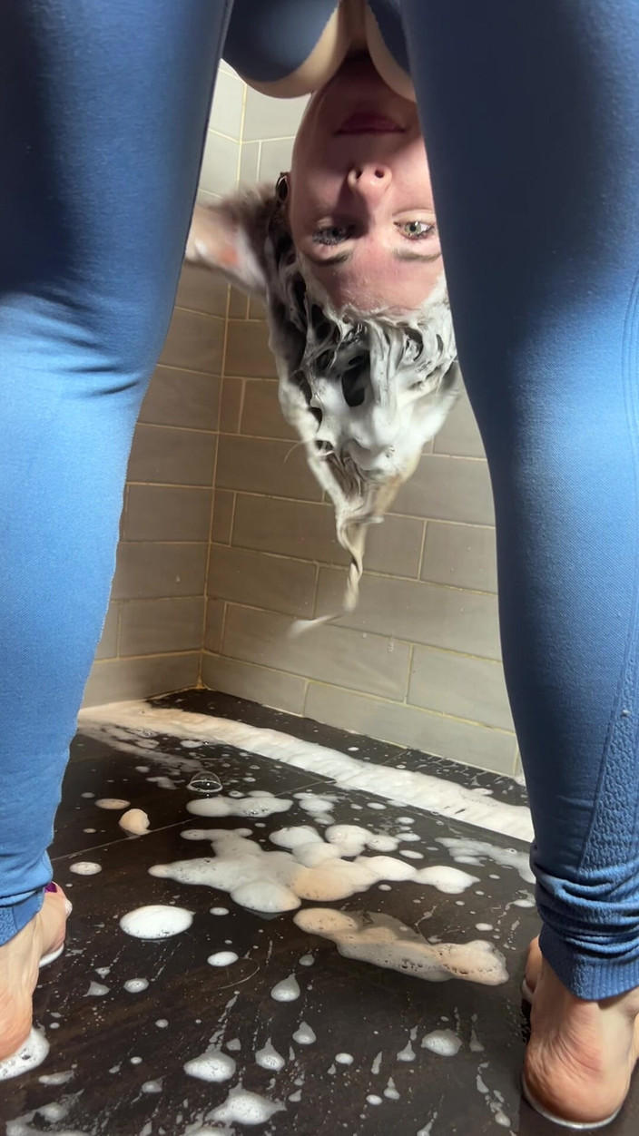 Misty Phoenix: 여자들이 머리를 씻는 걸 좋아해