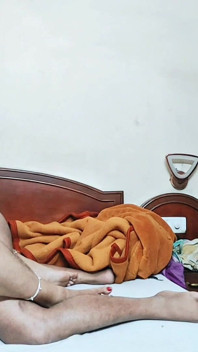 Indian desi milf bhabi Andare in hotel come ragazza, vera matrigna indiana mamma donna formosa con bel culo 3