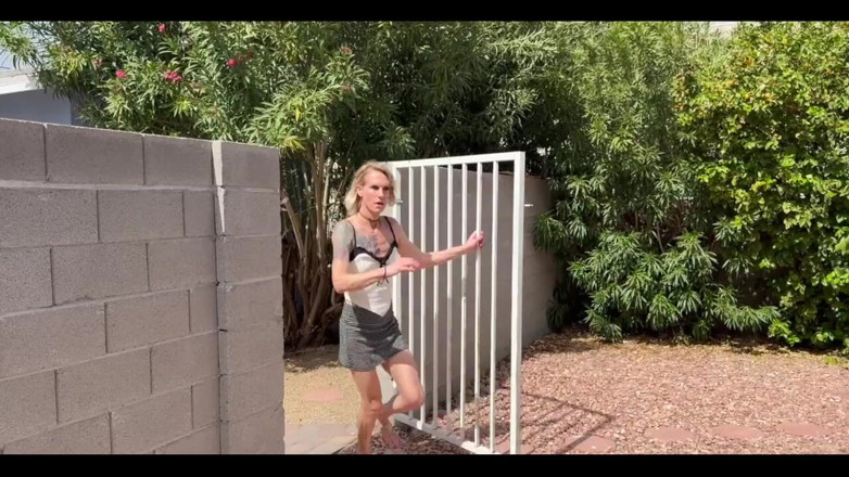 SilasStoneXXX: Security Chases Thief Suspect Back Home to Bang