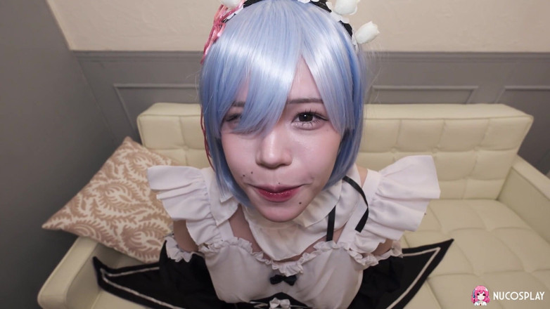 Nu Cosplay: Ragazza asiatica dal culo grasso Miu Akino viene pestate duramente
