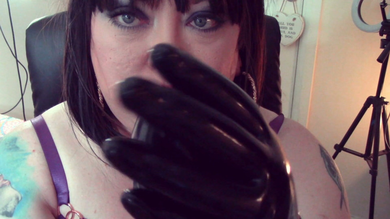 Tina Snua: Dirty Talking BBW Slut Wants You Sucking Cocks Just Like...