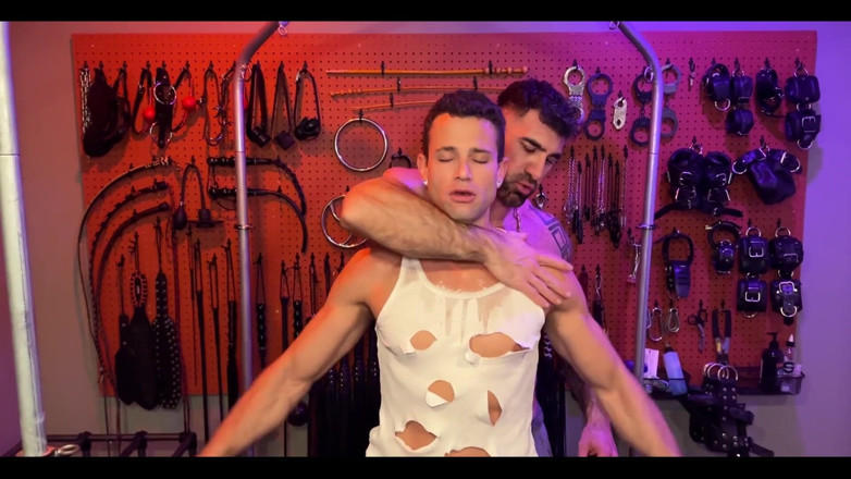 Fitcamgay: Antrenament SADO-MASO, Forse Antrenament