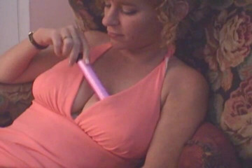 Radical: Amateur with horny pussy