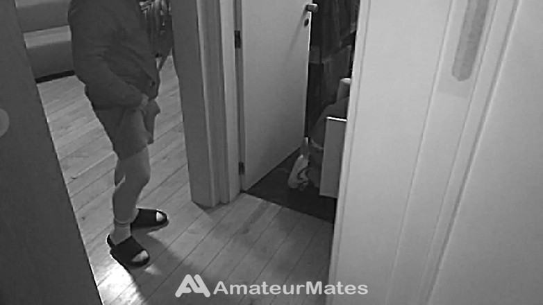 AmateurMates: How to Seduce a Young Plumber