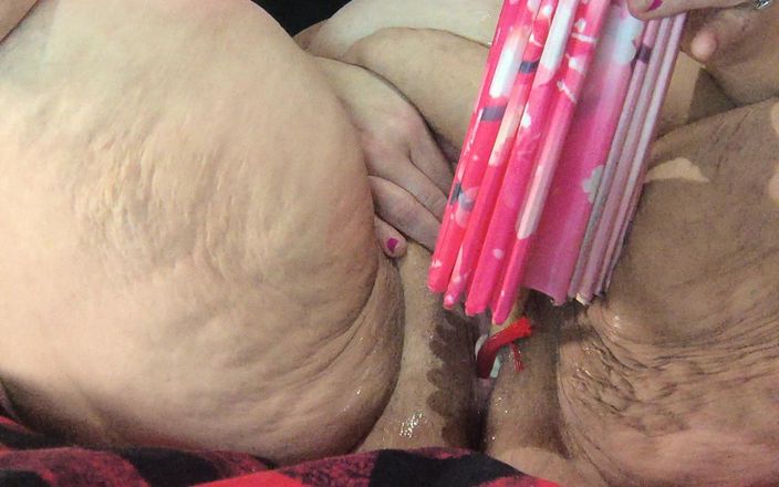 HerculesnVENUS: Regenschirm fickt kimono-freak, kommt