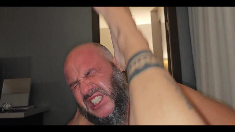 Danaxmuscles: Footjob e feticismo del piede hardcore