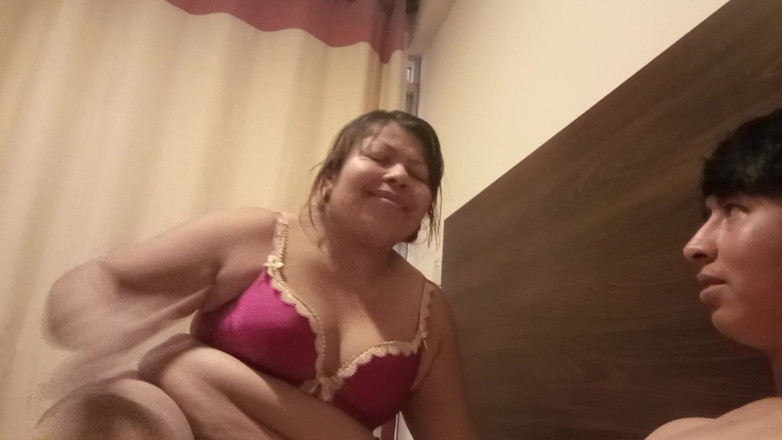 Moo DBOXXX: Mám sex s svobodnou nevlastní tehou, kterou jsem potkal na...