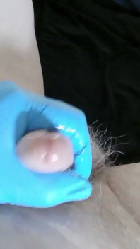 Guantes De Látex Y Lubricante Trabajaron Un Lujo. Spunk, Paja, Tiro, Idiota