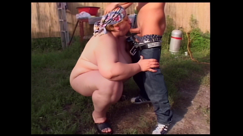 Xtime Grannies: Bláznivý starý soused chce můj péro