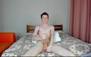 Evgeny Twink: Ich genieße meinen 23 cm schwanz und bekomme viel sperma