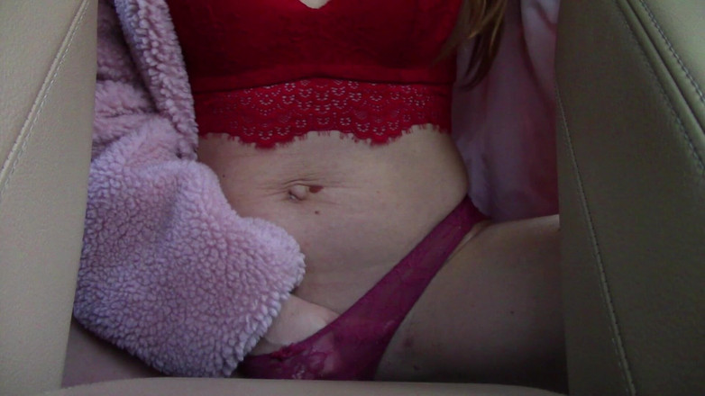 AnnaHomeMix: Ich streichelt meine muschi in einem Taxi und ich kann...