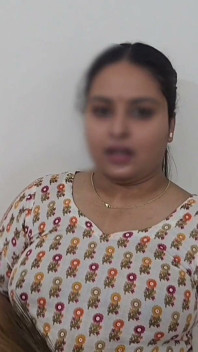 मैंने नई नौकरानी को अकेला पाया और उसे चोदा।भाग 01