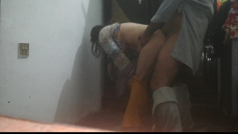 desi boy 418: Adik tiri istri ngentot di rumahnya