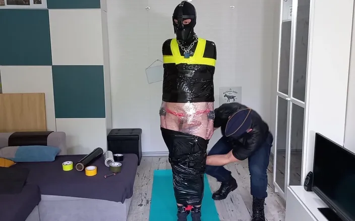 Master Dansan: Wrapped and Horny