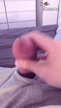 Watching Porn Leads to Noisy Cumshot After Quick Horny Wank