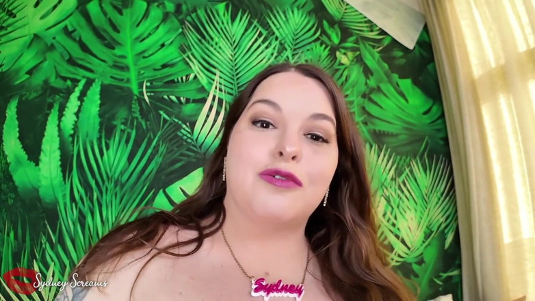 Sydney screams fetish: Gigante stripper gorda - Gigante Sydney Screams dá lap dance e...