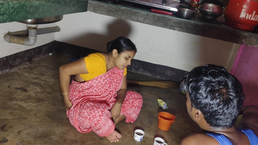 Deshi Hot Bhabhi Sex Video (Deluwara) Deshi Hot Bhabhi Sex Video (Deluwara)