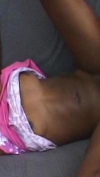 Ahegao dicrot di muka setelah memek beceknya ditampar