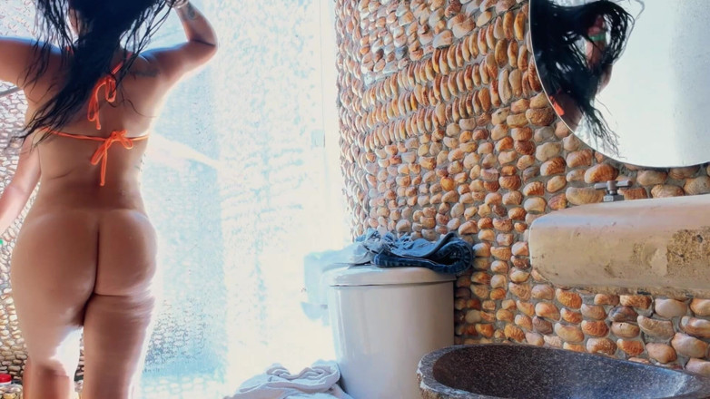 AlejandraPalacios: San Andres Kolombiya Plajlarında Güzel Bir Influencerla Duş Paylaştık, Amatör...