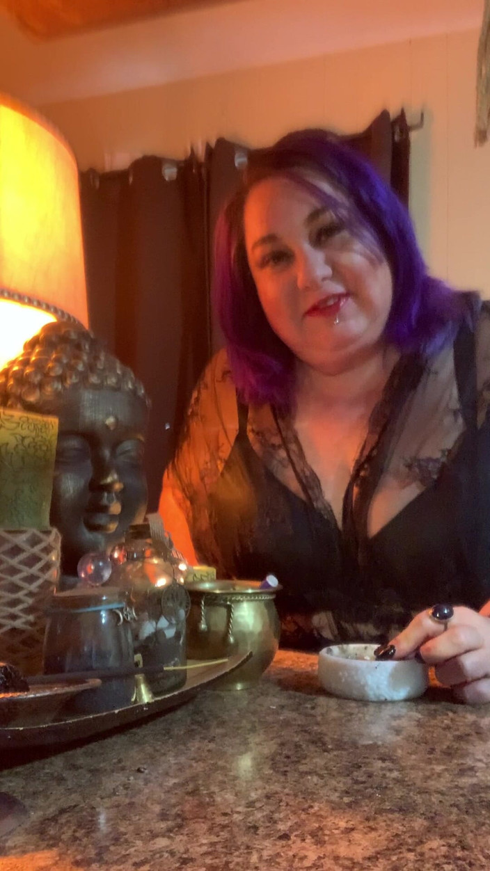 BlancaGirlBBW: Hút thuốc với tôi