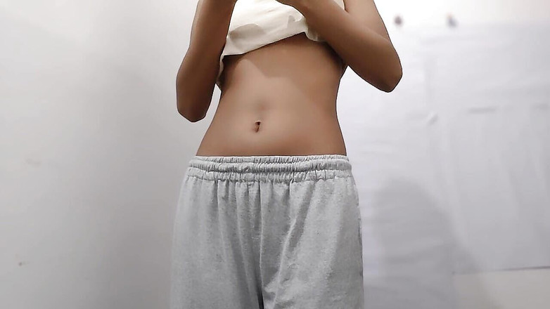 desigirl93: Indisches schulmädchen allein zu hause gefingert