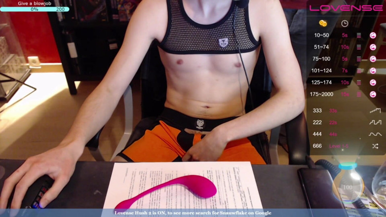 Snauwflake: Snauwflake is having fun on chaturbate - Part 1