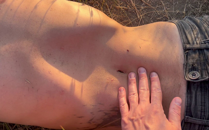 Navel fans: Forest Flesh Teppich: Bauchtrampfen &amp;totale Kapitulation