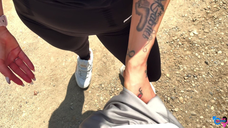 effeemme1: Mi Sono Fatta Scopare in Un Parco Pubblico Da Un...