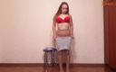 Pantyhose me porn videos: Söt college flicka Lisa modellerar olika strumpbyxor för en retas