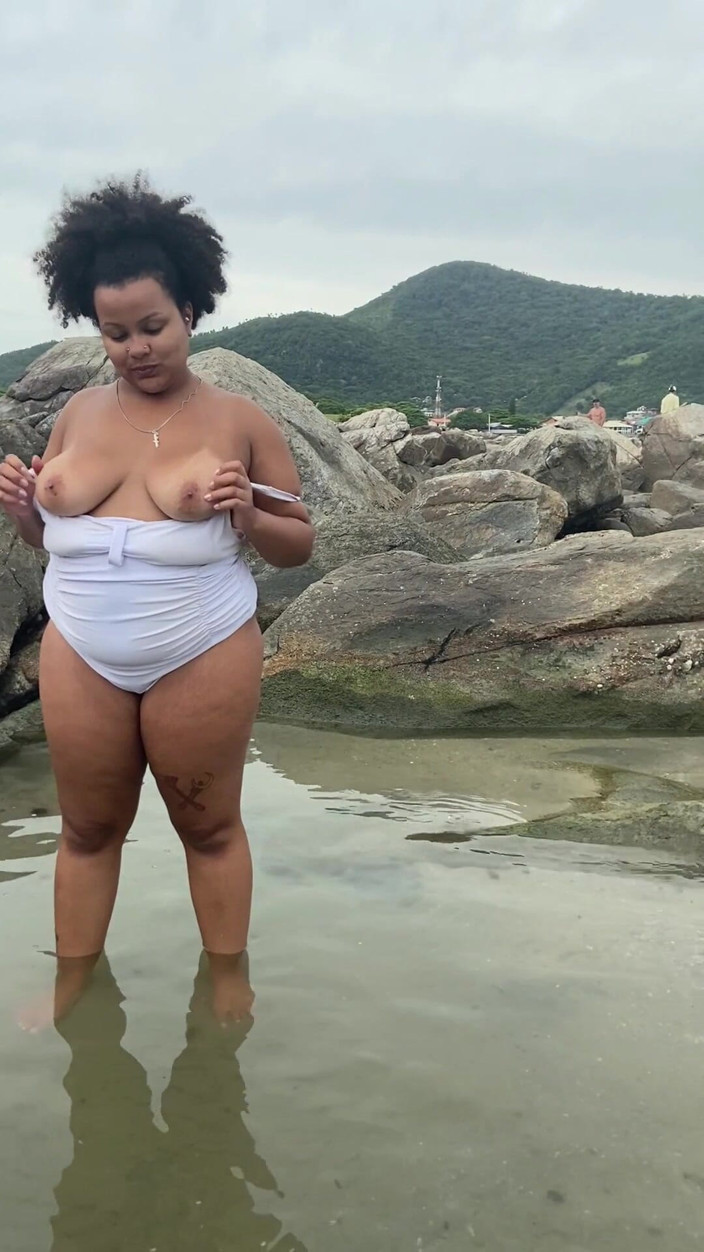 Cutiepiie Chubby: Kompilasi Bogel Pantai