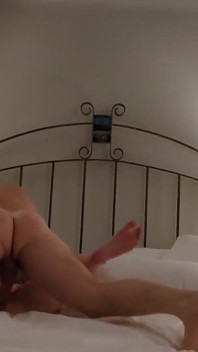 パパRawdogsいたずらな看護師は、ドキドキ痴女の後にすべて気分が良くなります