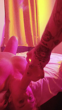 Dommed till underkastelse av en pro dom med med min styvsyster