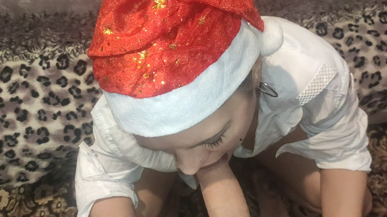 DirtyLubov: Pieprzona snow girl w pozycji piesek