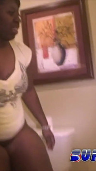 *Throwback* BBW pees in toilet