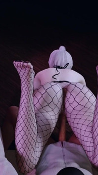 Bigboobs On's Má pixely a ona to ví - 3D animace
