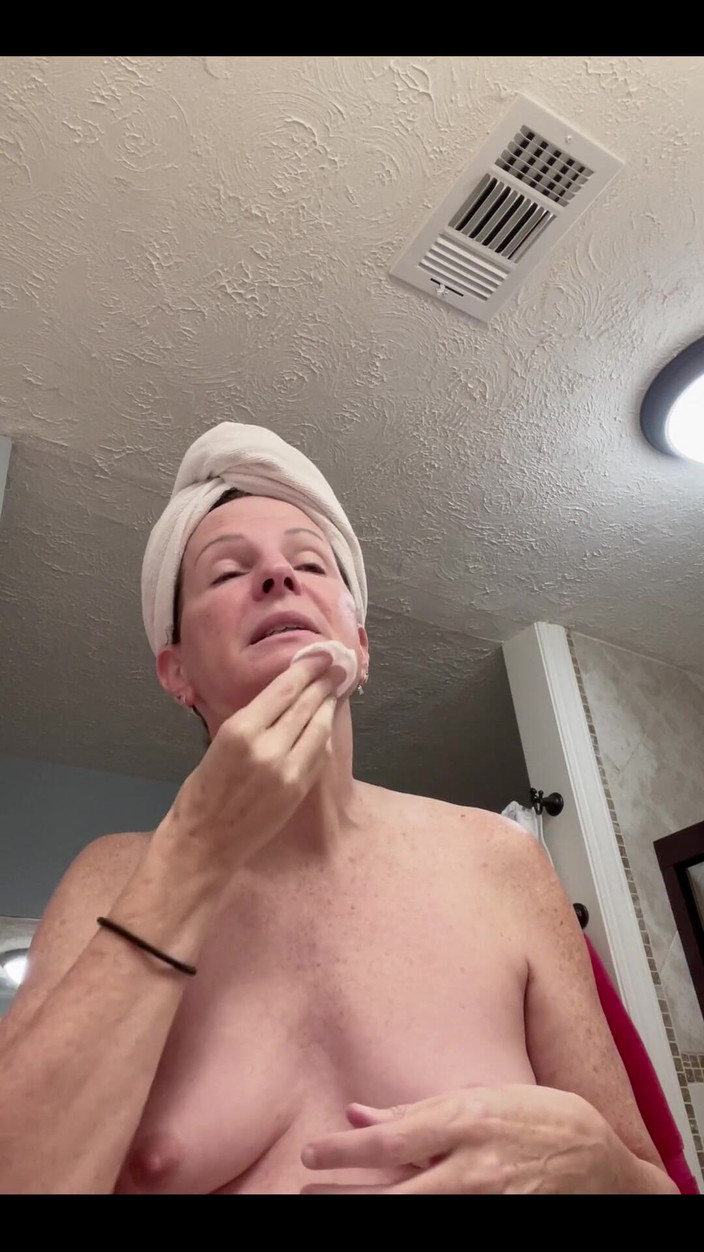 Beth Mc.Kenna: 快乐星期五伙计们！！