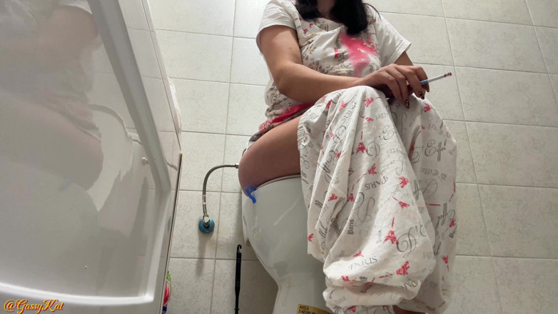 GassyKat: El baño diario temporada 3, episodio 7