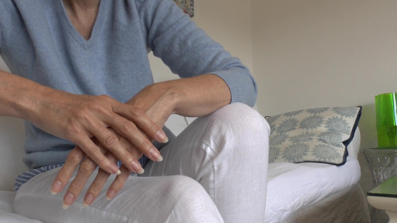 Lady Victoria Valente: Elegante Summer Hands e Long Fingernails, apresentado por Lady Victoria...